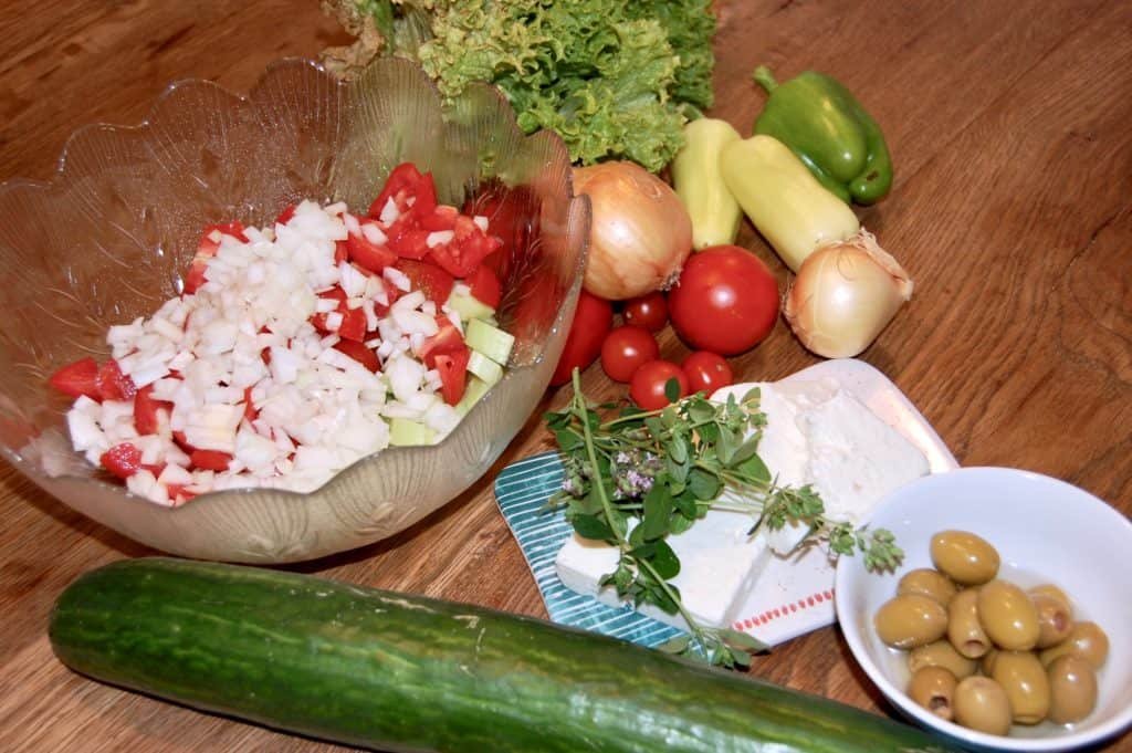 Zutaten für griechischen Bauernsalat